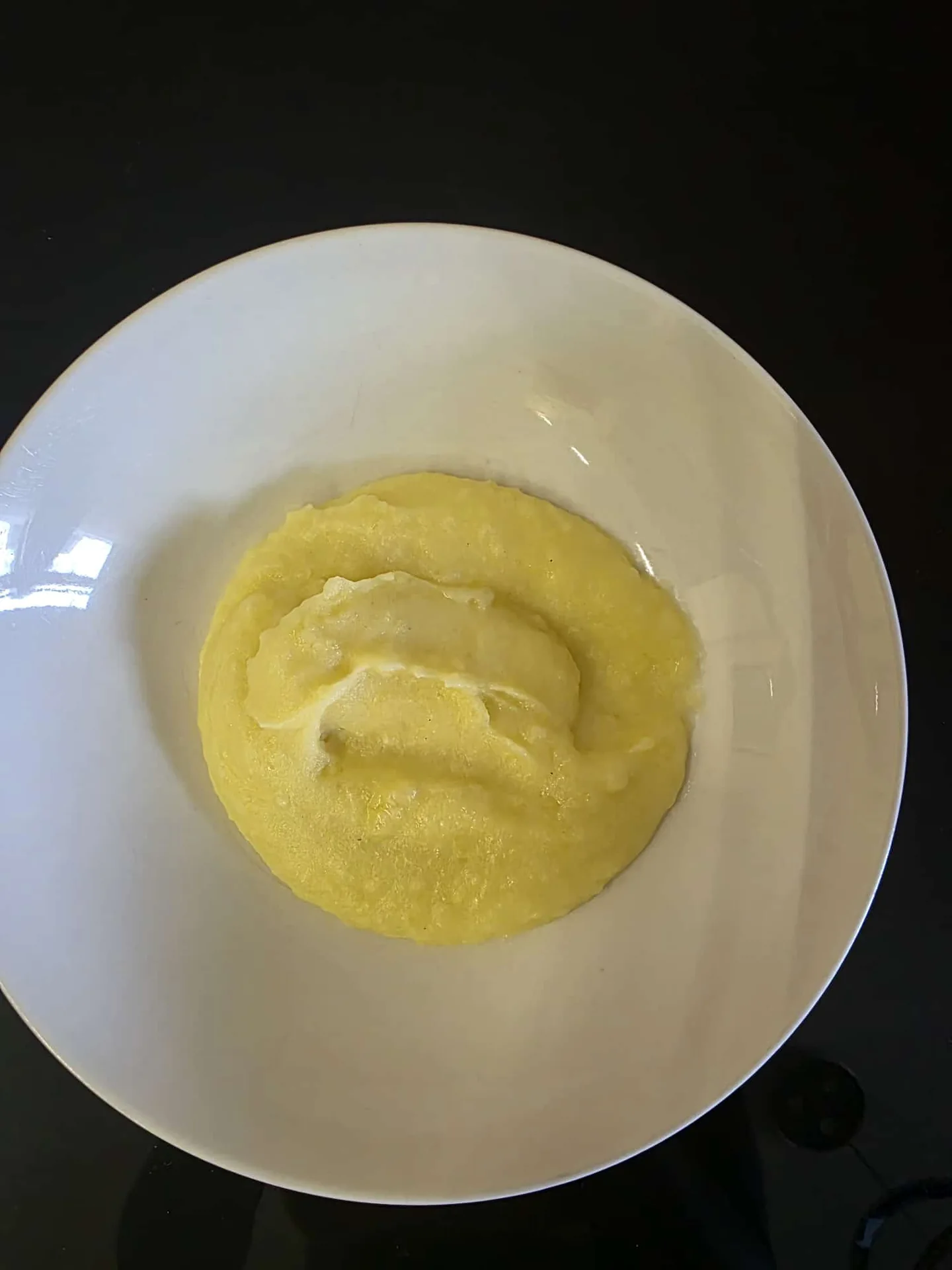 Preparazione cremosa gialla